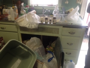 hoarder's kitchen